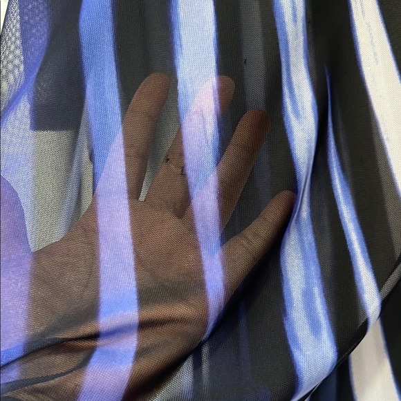 Chicos rhapsody mesh Blue and White Striped Tunic 12/L - Picture 9 of 10